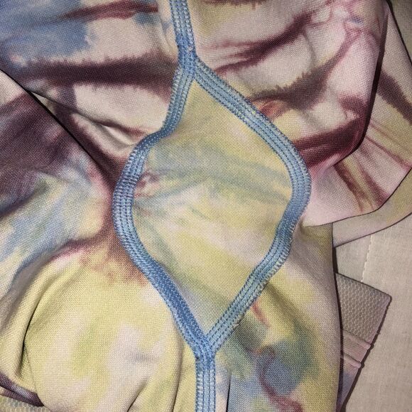 Tory Burch Sport M Tie Dye Seamless Cropped Chevron Leggings - Picture 10 of 11